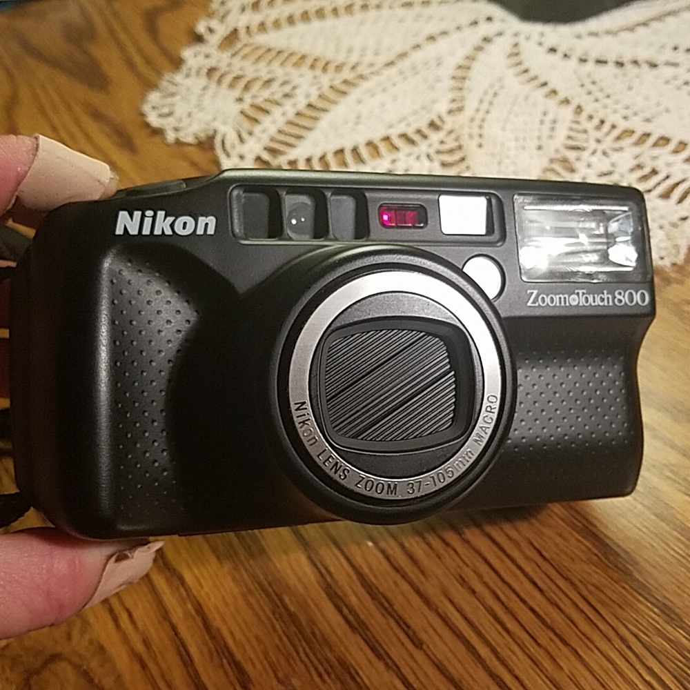 Nikon Zoom Touch 800 Camera w/ built in flash
